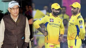  MS Dhoni: ಧೋನಿಗೆ ಇದು ಕೊನೆಯ ಐಪಿಎಲ್‌? ಡೆಲ್ಲಿ ವಿರುದ್ದ ಪಂದ್ಯದಲ್ಲಿ ಕಾಣಿಸಿಕೊಂಡ ಮಾಹಿ ತಂದೆ, ತಾಯಿ
