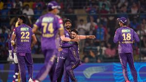 IPL 2025: ಡೆಲ್ಲಿ ವಿರುದ್ಧ ಗೆದ್ದ ಕೆಕೆಆರ್ ಪ್ಲೇ ಆಫ್ ಕನಸು ಜೀವಂತ