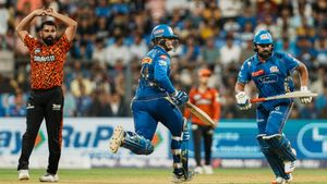 IPL 2025: ಪ್ಲೇ ಆಫ್ ರೇಸ್‌ನಲ್ಲಿ ಉಳಿಯಲು ಮುಂಬೈ ಸರ್ಕಸ್; ಹೈದರಾಬಾದ್ ವಿರುದ್ಧ ಸಿಗುತ್ತಾ ಗೆಲುವು? 