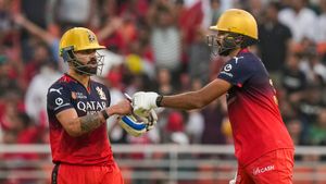 IPL 2025: RCB ತಂಡದಿಂದ ಸ್ಟಾರ್ ಪ್ಲೇಯರ್ ಔಟ್‌: ಮತ್ತೊಬ್ಬ ಕನ್ನಡಿಗ ಇನ್