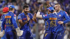 MI vs DC: ಡೆಲ್ಲಿ ವಿರುದ್ಧ ಮುಂಬೈಗೆ ಜಯ, ಪ್ಲೇ ಆಫ್‌ಗೆ ಎಂಟ್ರಿ 