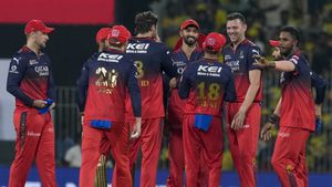 IPL 2025: ಐಪಿಎಲ್‌ ಆರಂಭವಾಗುವ ಮುನ್ನವೇ ಆರ್‌ಸಿಬಿಗೆ ಪೆಟ್ಟು: ಸ್ಟಾರ್ ಆಟಗಾರನಿಗೆ ಗಾಯ 