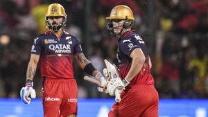 RCB vs CSK IPL 2025: ಶೆಫರ್ಡ್ ಸಿಡಿಲಬ್ಬರದ ಬ್ಯಾಟಿಂಗ್‌: ಚೆನ್ನೈಗೆ ಸವಾಲಿನ ಮೊತ್ತ 