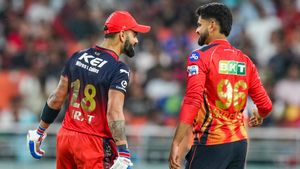RCB vs PBKS: ಇಲ್ಲಿದೆ ಆರ್‌ಸಿಬಿ, ಪಂಜಾಬ್‌ ನಡುವಿನ ಕಂಪ್ಲೀಟ್ ಅಂಕಿ ಅಂಶ 