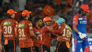 SRH vs DC: ಮಳೆಯಿಂದಾಗಿ ಪಂದ್ಯ ರದ್ದು, ಅಂಕ ಹಂಚಿಕೊಂಡ ಸನ್‌, ಡೆಲ್ಲಿ 