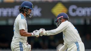 IND vs ENG Test: ಇಂಗ್ಲೆಂಡ್‌ನಲ್ಲಿ ಹೇಗಿದೆ ರಾಹುಲ್‌, ರಿಷಭ್‌ ಪಂತ್‌ ದಾಖಲೆ? 