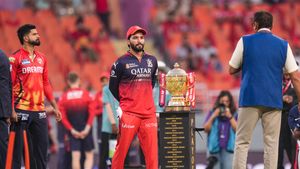 RCB vs PBKS IPL Final: ಟಾಸ್‌ ಗೆದ್ದ ಪಂಜಾಬ್‌ ಫೀಲ್ಡಿಂಗ್ ಆಯ್ಕೆ 