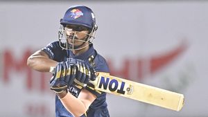 Maharaja Trophy T20: ಎಲ್‌ಆರ್‌ ಚೇತನ್ ಅಬ್ಬರ: ಬೆಂಗಳೂರಿಗೆ ಮೊದಲ ಜಯ 