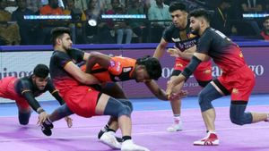 Pro Kabaddi 2025: ಗೆಲುವಿನ ಟ್ರ್ಯಾಕ್‌ಗೆ ಮರಳಲು ಬುಲ್ಸ್‌ ಹೆಣಗಾಟ: ಹ್ಯಾಟ್ರಿಕ್‌ ಸೋಲು