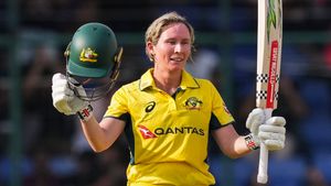 ಆಸ್ಟ್ರೇಲಿಯಾಕ್ಕೆ ಭರ್ಜರಿ ಜಯ: ದಾಖಲೆ ಬರೆದ ಸ್ಮೃತಿ 