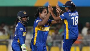 4 ಎಸೆತ, 4 ವಿಕೆಟ್‌: ಸೋಲುವ ಪಂದ್ಯವನ್ನು ಗೆದ್ದ ಶ್ರೀಲಂಕಾ ವನಿತೆಯರು