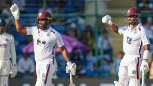 ವೆಸ್ಟ್‌ ಇಂಡೀಸ್‌ ಬ್ಯಾಟಿಂಗ್‌ಗೆ 