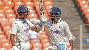 Dhruv Jurel: ಟೆಸ್ಟ್‌ ಕ್ರಿಕೆಟ್‌ನಲ್ಲಿ ಮೊದಲ ಶತಕ ಬಾರಿಸಿದ ಧ್ರುವ್ ಜುರೇಲ್‌ 