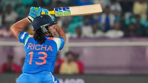 Richa Ghosh: ದಕ್ಷಿಣ ಆಫ್ರಿಕಾ ವಿರುದ್ಧ ಸೋತರೂ ಮಿಂಚಿದ ರಿಚಾ: ಹಲವು ದಾಖಲೆ ನಿರ್ಮಾಣ 