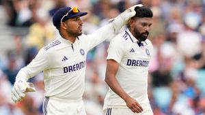 Dhruv Jurel: ತವರಿನಲ್ಲಿ ಜುರೇಲ್‌ ಭರ್ಜರಿ ಪ್ರದರ್ಶನ: ಪಂತ್‌ ದಾಖಲೆ ಮೀರಿಸಿದ ಧ್ರುವ್