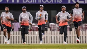 IND vs SA ODI: ಶುಭಾರಂಭದ ನಿರೀಕ್ಷೆಯಲ್ಲಿ ಭಾರತ: ರಾಹುಲ್‌ಗೆ ಪ್ಲೇಯಿಂಗ್ ಇಲೆವೆನ್ ಆಯ್ಕೆ ಚಿಂತೆ