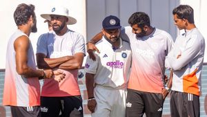 ದ. ಆಫ್ರಿಕಾ ವಿರುದ್ಧ ಹೀನಾಯ ಸೋಲು: ಮಾಜಿ ಆಟಗಾರರ ಆಕ್ರೋಶ