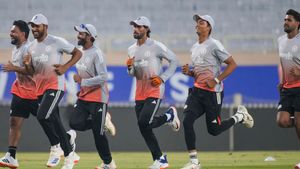 IND vs SA ODI: ಟಾಸ್‌ ಗೆದ್ದ ದಕ್ಷಿಣ ಆಫ್ರಿಕಾ ಬೌಲಿಂಗ್ ಆಯ್ಕೆ 