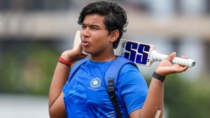 ಅಂಡರ್‌ 19 ತ್ರಿಕೋನ್‌ ಸರಣಿಗೆ ವೈಭವ್‌ಗೆ ಇಲ್ಲ ಸ್ಥಾನ: ದ್ರಾವಿಡ್‌ ಮಗನಿಗೆ ಅವಕಾಶ 