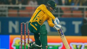 IND vs SA 2nd T20: ಡಿಕಾಕ್‌ ಅರ್ಧಶತಕ: ದಕ್ಷಿಣ ಆಫ್ರಿಕಾ 20 ಓವರ್‌ಗಳಲ್ಲಿ 213/4