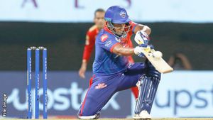 256ರ ಸ್ಟ್ರೈಕ್‌ರೇಟ್‌, 9 ಬೌಂಡರಿ, 3 ಸಿಕ್ಸರ್‌: ಹರಾಜಿಗೂ ಮುನ್ನ ಅಬ್ಬರಿಸಿದ ಮುಂಬೈ ಬ್ಯಾಟರ್‌