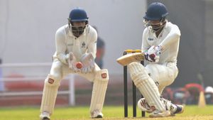 ವೈಭವ್‌ ಶತಕದ ದಾಖಲೆ ಅಳಿಸಿದ ಸಕಿಬುಲ್ ಗನಿ: ಬಿಹಾರ ವಿಶ್ವದಾಖಲೆ