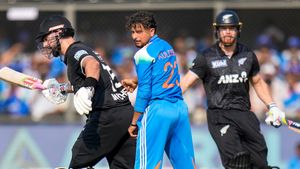 ಡ್ಯಾರಿಲ್‌ ಮಿಚಲ್, ಗ್ಲೇನ್‌ ಫಿಲಿಪ್ಸ್‌ ಶತಕ: ಭಾರತಕ್ಕೆ 338 ರನ್‌ ಗುರಿ ನೀಡಿದ ನ್ಯೂಜಿಲೆಂಡ್‌ 