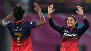 WPL 2026: ಆರ್‌ಸಿಬಿ ಗೆಲುವಿಗೆ 144 ರನ್‌ ಗುರಿ ನೀಡಿದ ಯುಪಿ 