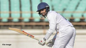 Ranji Trophy: ಕರ್ನಾಟಕಕ್ಕೆ ಇನಿಂಗ್ಸ್‌ ಹಿನ್ನಡೆಯ ಭೀತಿ 