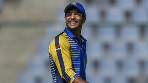 ವಿಜಯ್ ಹಜಾರೆ ಟ್ರೋಫಿ: ಮಯಾಂಕ್‌ ಅಗರ್ವಾಲ್‌ ಭರ್ಜರಿ ಶತಕ, 5 ವಿಕಟ್ ಕಬಳಿಸಿದ ಪ್ರಸಿದ್ಧ್‌ ಕೃಷ್ಣ: ಕರ್ನಾಟಕಕ್ಕೆ ಸತತ 6ನೇ ಗೆಲುವು