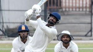 Ranji Trophy: ಕರ್ನಾಟಕದ ವಿರುದ್ಧ ಮಧ್ಯಪ್ರದೇಶಗೆ 336 ರನ್‌ ಮುನ್ನಡೆ 