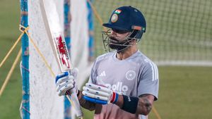 ವಿರಾಟ್‌ ಅಭಿಮಾನಿಗಳಿಗೆ ಹೊಸ ವರ್ಷದ ಉಡುಗೊರೆ: 2 ವರ್ಷದ ಬಳಿಕ ಅಭ್ಯಾಸದ ಫೋಟೋ ಹಂಚಿಕೊಂಡ ಕೊಹ್ಲಿ