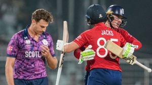 ಸ್ಕಾಟ್ಲೆಂಡ್ ವಿರುದ್ಧ ಇಂಗ್ಲೆಂಡ್‌ಗೆ 5 ವಿಕೆಟ್‌ ಜಯ 