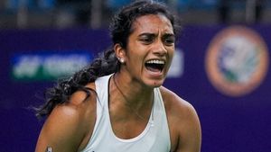 ಆಲ್ ಇಂಗ್ಲೆಂಡ್ ಓಪನ್ ಟೂರ್ನಿಗೆ ತೆರಳುತ್ತಿದ್ದ ಸಿಂಧುಗೆ ತಟ್ಟಿದ ಯುದ್ಧದ ಬಿಸಿ