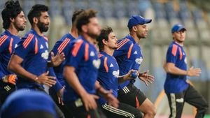 IND vs ENG ಭಾರತ-ಇಂಗ್ಲೆಂಡ್ ಪಂದ್ಯಕ್ಕೆ ಮಳೆ ಕಾಟ ನೀಡಿದರೆ ಯಾರಿಗೆ ಲಾಭ? ಏನು ಹೇಳುತ್ತದೆ ಐಸಿಸಿ ನಿಯಮ? 