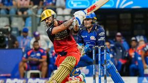 Virat Kohli ಮುಂಬೈ ವಿರುದ್ಧ ಅರ್ಧಶತಕ ಬಾರಿಸಿ ಹಲವು ದಾಖಲೆ ಬರೆದ ವಿರಾಟ್‌