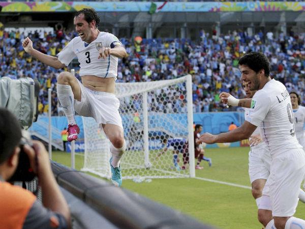 ಗಡಿಬಿಡಿ ನಡುವೆ ಗೋಲು ಗಳಿಸಿದ ಉರುಗ್ವೆ