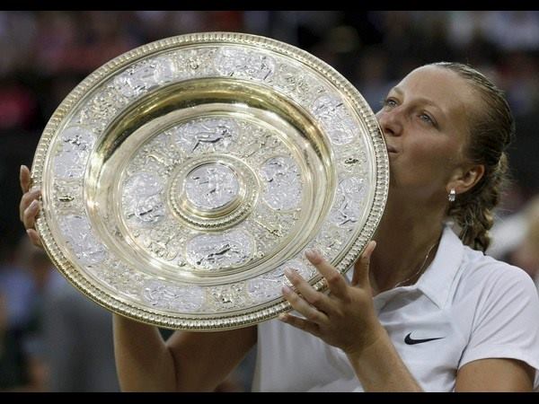 ಪ್ರಶಸ್ತಿ ಫಲಕಕ್ಕೆ ಮುತ್ತಿಟ್ಟ ಪೆಟ್ರಾ ಕ್ವಿಟೋವಾ