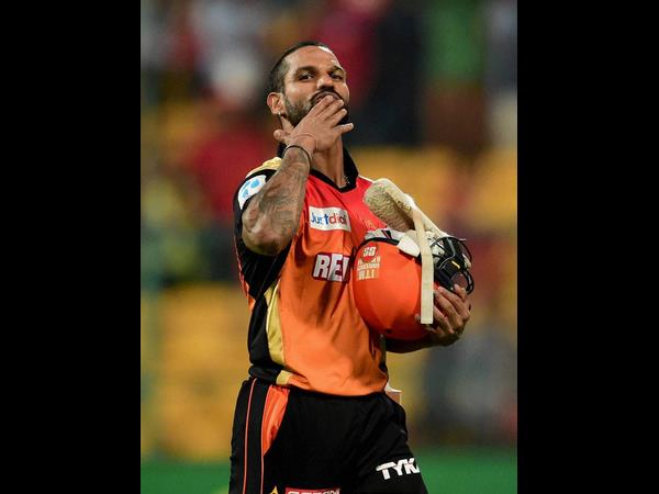 ಅರ್ಧಶತಕದ ಸಂಭ್ರಮದಲ್ಲಿ ಧವನ್