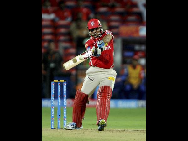 ವೀರೆಂದರ್ ಸೆಹ್ವಾಗ್ ಉತ್ತಮ ಆರಂಭ