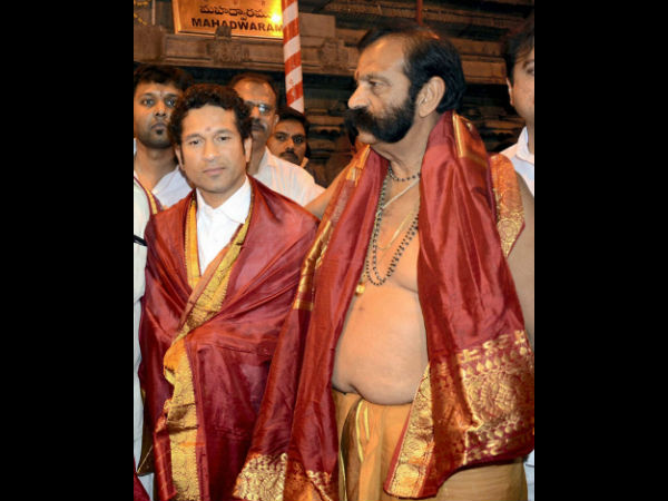 ತಿರುಪತಿಯಲ್ಲಿ ಸಚಿನ್ ತೆಂಡೂಲ್ಕರ್ 