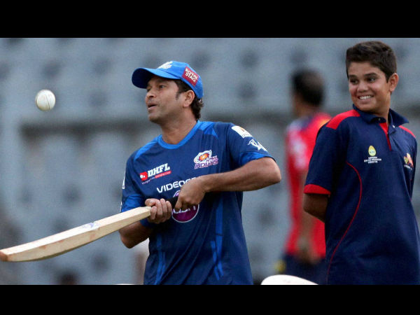 ತ್ವರಿತಗತಿಯಲ್ಲಿ 15 ಸಾವಿರ ರನ್ ಗಳಿಕೆ