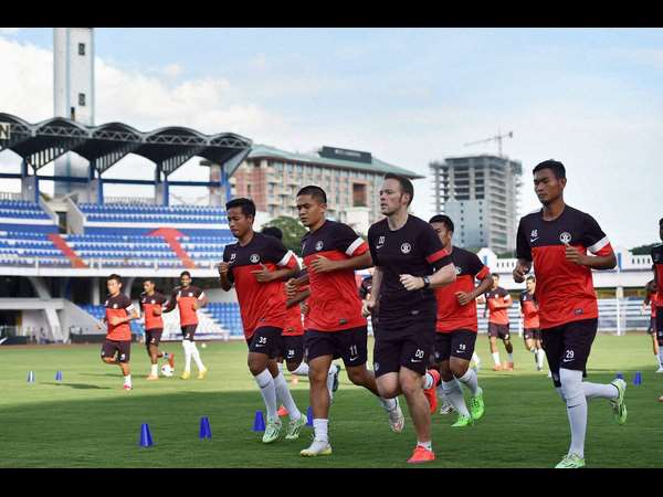 ಬಲಾಬಲ ಪರೀಕ್ಷೆಯಲ್ಲಿ ಒಮಾನ್ ಫೇವರೀಟ್