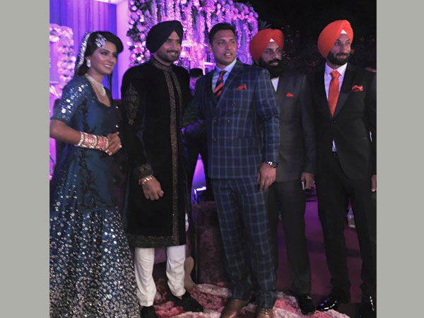 ಕ್ರೀಡಾಲೋಕದ ಗಣ್ಯರ ಜೊತೆ ಫೋಟೋ