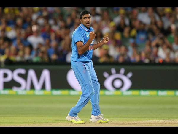 ಮೈದಾನದಲ್ಲಿ ಉತ್ಸಾಹ ತುಂಬಿದ ಕೊಹ್ಲಿ