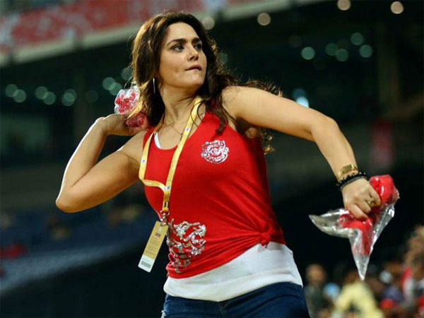 ಟೀಂ ಮೀಟಿಂಗ್ ನಲ್ಲಿ ಮಾತುಕತೆ ನಡೆಯುತ್ತೆ