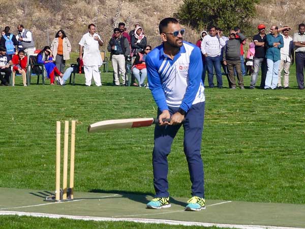 ಧೋನಿ ಆಟ ನೋಡಿ ಖುಷಿ ಪಟ್ಟ ಭಾರತೀಯರು