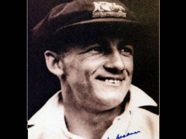 ಡಾನ್ ಬ್ರಾಡ್ಮನ್ 12 