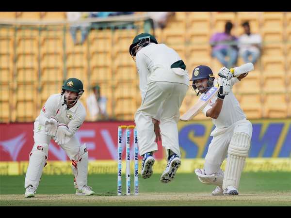 ಬೌಲರ್ ಗಳಿಗೆ ತಲೆನೋವು ಬೌಲರ್ ಗಳಿಗೆ ತಲೆನೋವು