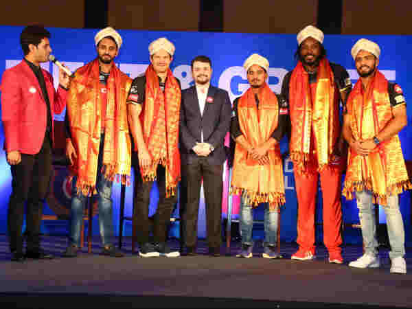 ಜಿಯೋ ಪ್ರಯೋಜಕತ್ವ ತಂಡಗಳು